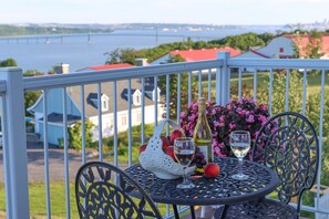 Deluxe Double Room, River View | Terrace/patio - La Princesse des Champs (Boischatel)