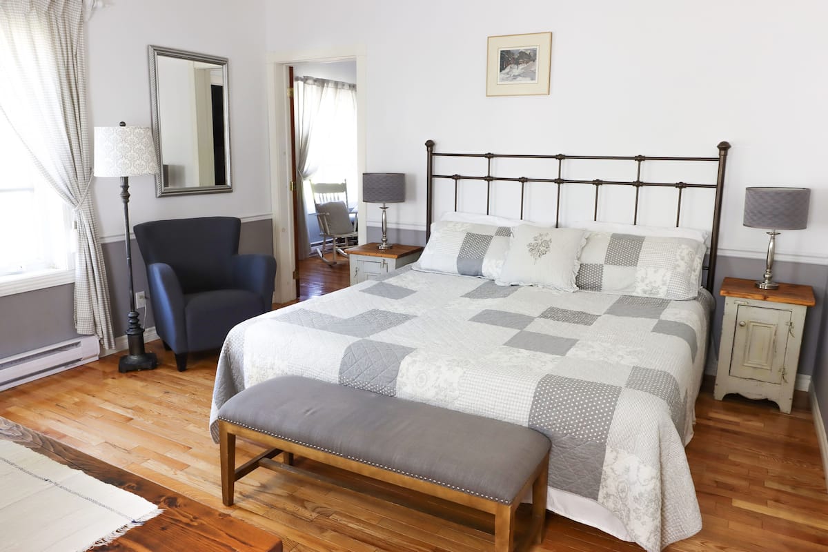 Deluxe Suite, Mountain View | 2 bilik tidur, dihias secara berasingan