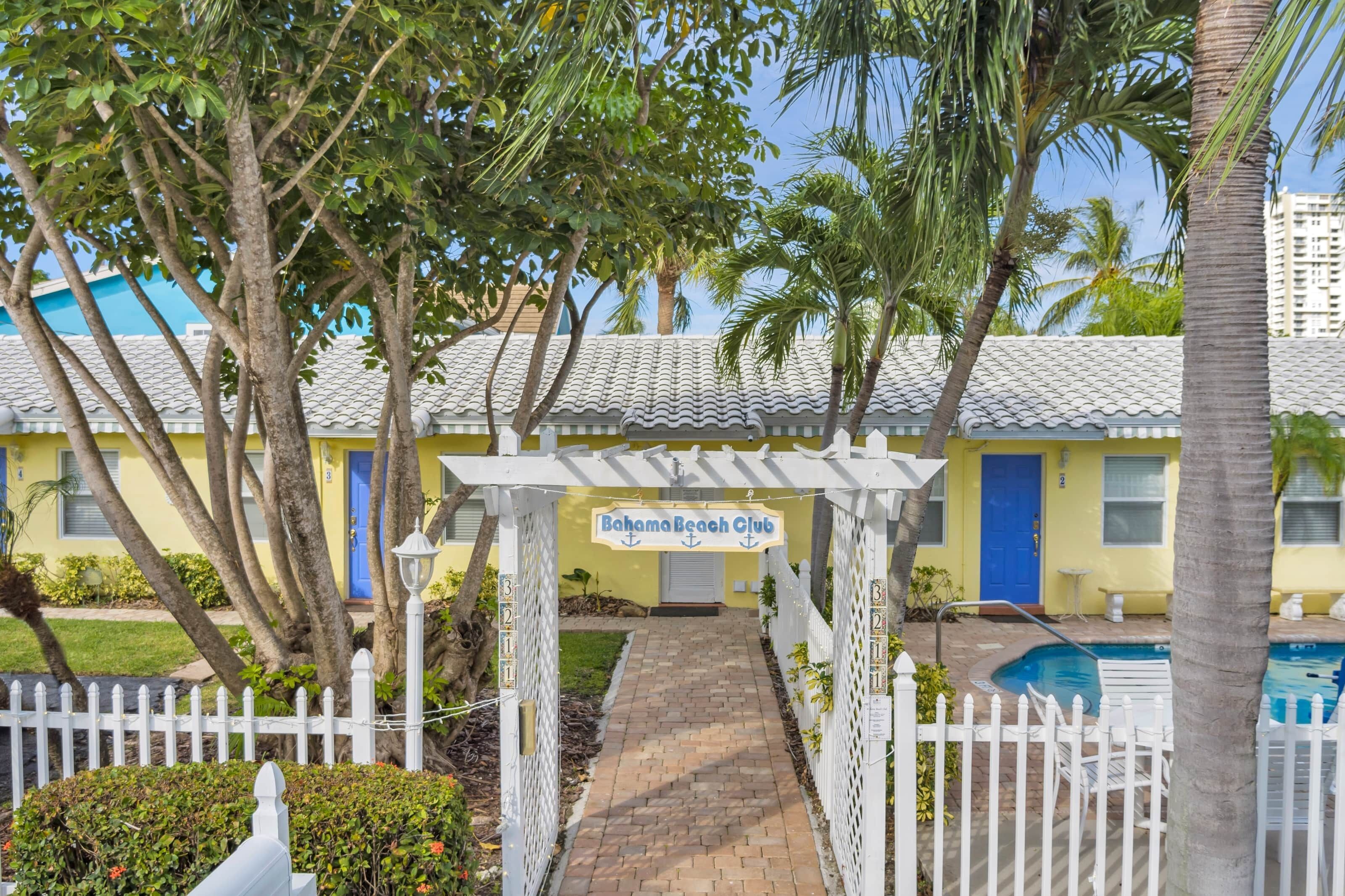 Exuma Beach (Studio) #6