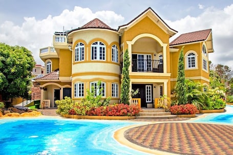 Exterior. Newly Furnished 1 Bedroom Apartment - Montego Bay