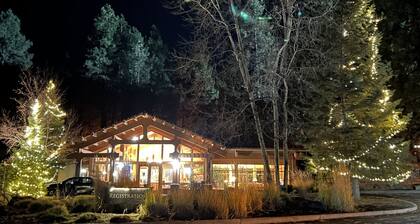 CLOUD CHASER CONDO @ 7th Mountain Resort