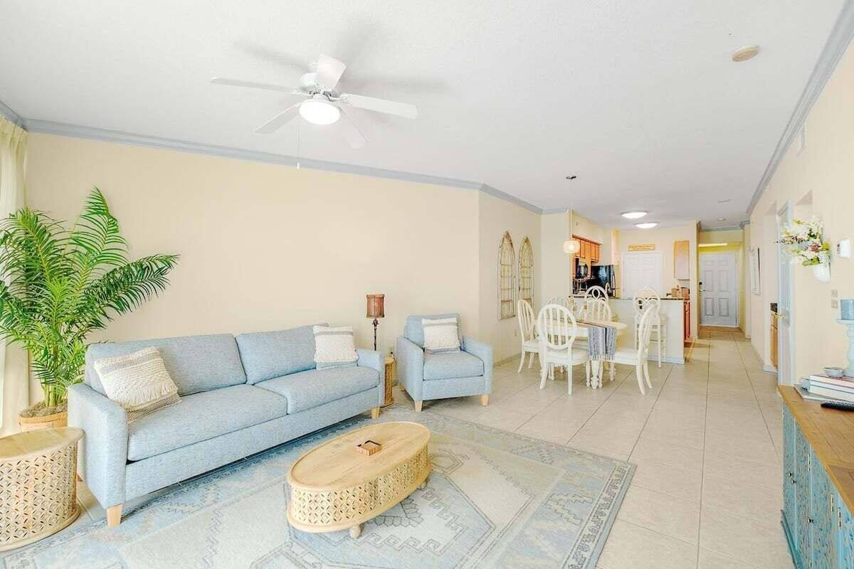Condo, Multiple Beds, Ocean View (Legacy Tower I Unit 0907) | Living area | 42-inch flat-screen TV with digital channels
