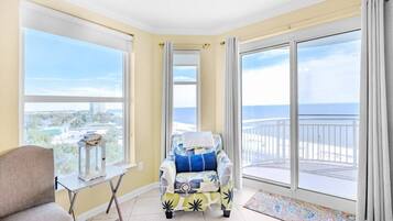 Condo, Multiple Beds, Ocean View (Legacy Tower I Unit 0801 Deluxe) | Living area | 42-inch flat-screen TV with digital channels