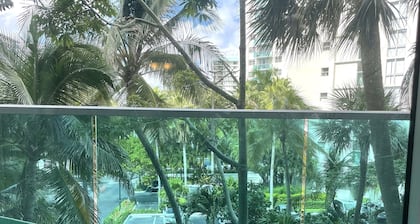 Luxury Apartment steps away from the beach