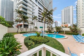 Alberca al aire libre 