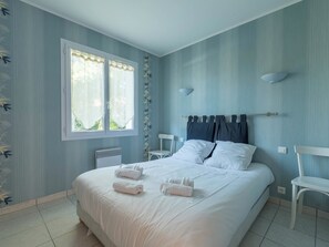 4 soverom, strykejern/-brett, wi-fi og sengetøy