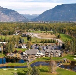 Aerial view - Valentine's week ski home (Columbia Falls)