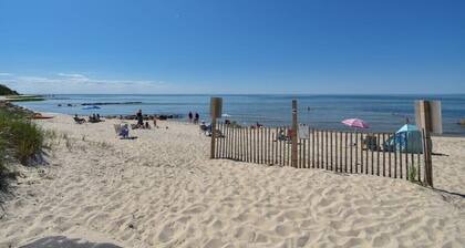 Heart of Brewster .5 Miles to Beach!