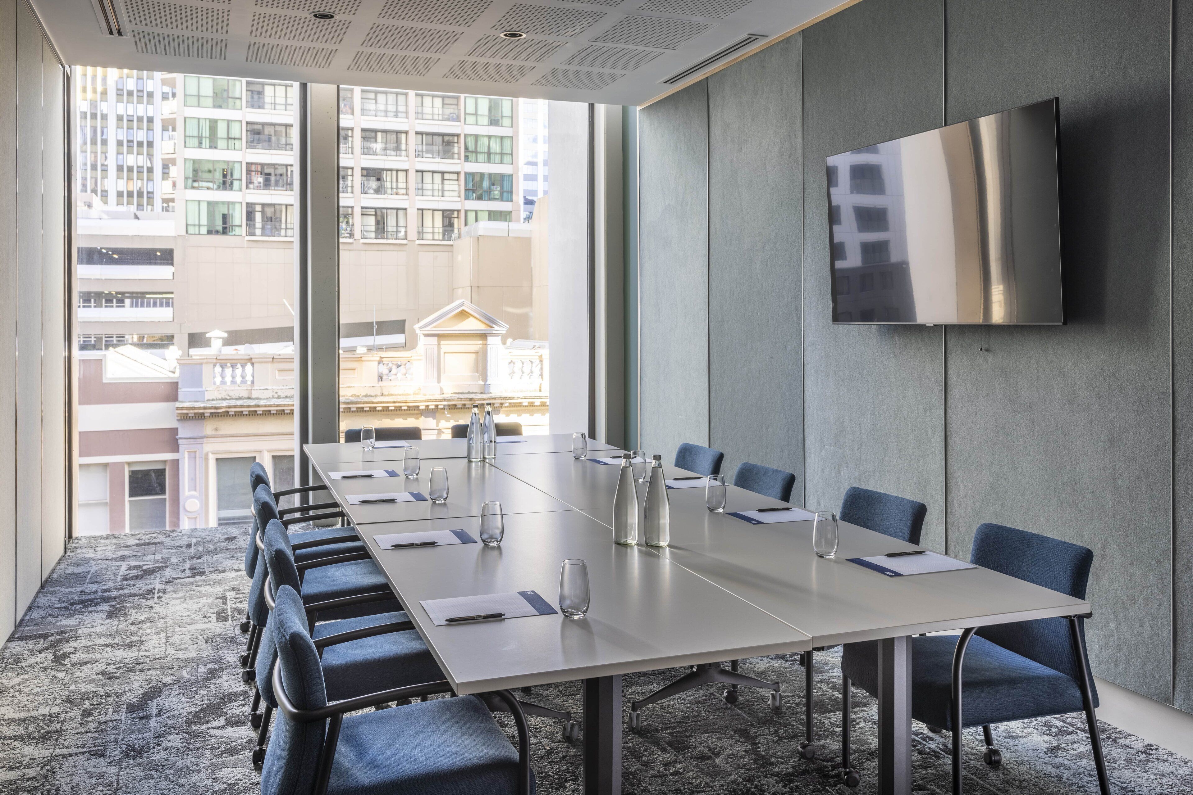 Photo - Holiday Inn Express Auckland City Centre by IHG