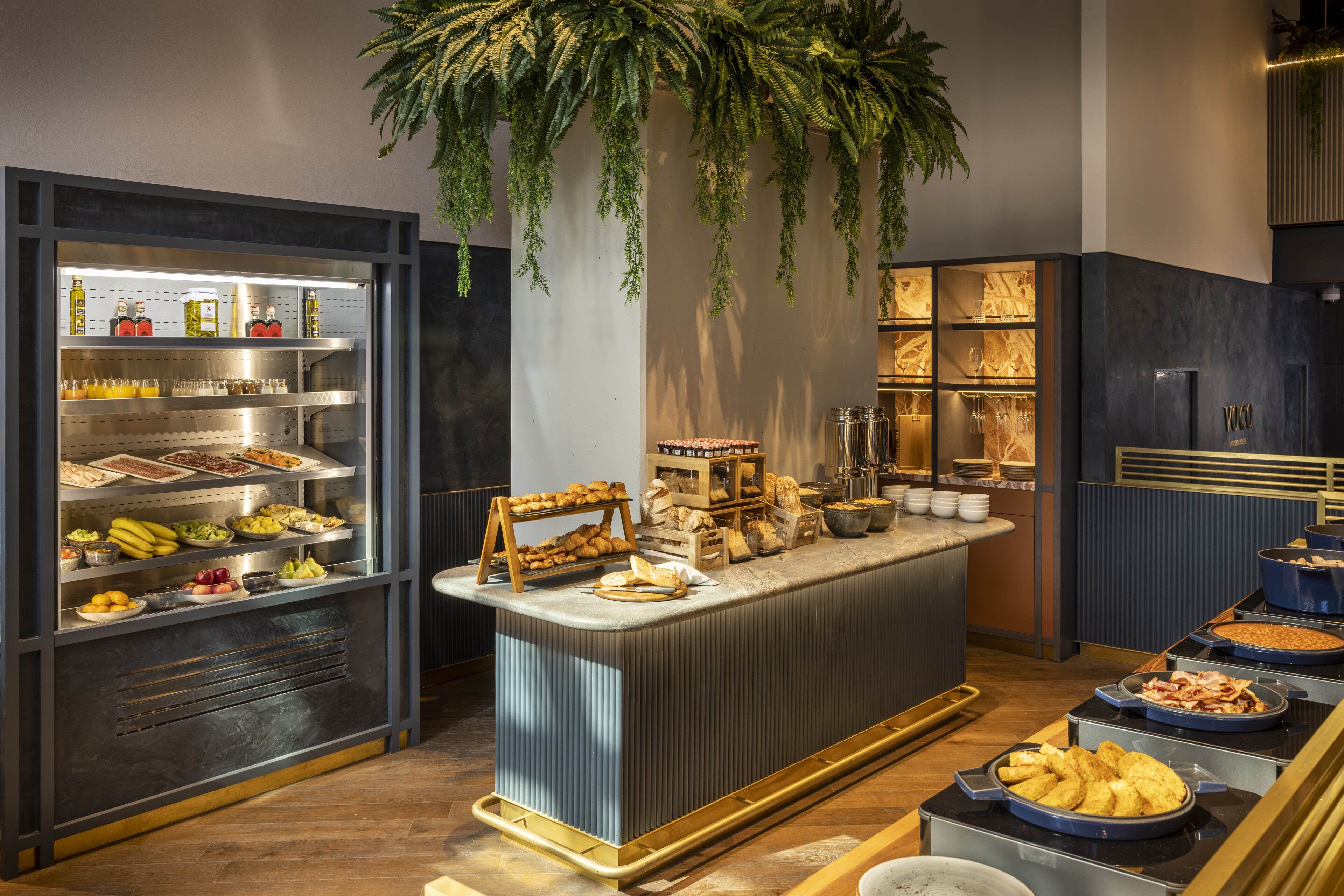 daily full breakfast (nzd 45 per person)