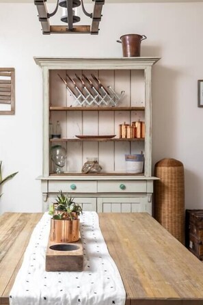 Dining - The cottage at Scottsdale bungalows (Scottsdale)