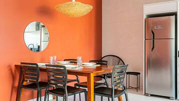 City Apartment | Private kitchen | Full-sized fridge, microwave, coffee/tea maker, cookware/dishes/utensils