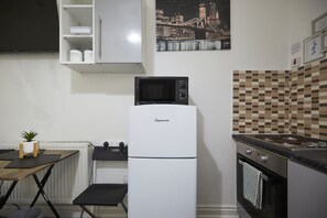 Shared kitchen - Hayy Studios Blackhouse (Huddersfield)