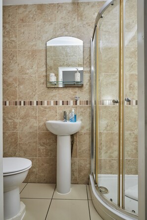 Bathroom - Hayy Studios Blackhouse (Huddersfield)