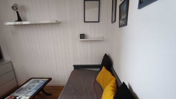 Unclassified image, 1 of 6, button - STUDIO CABIN 4PERS ESXPOSE SUD PIED PISTE (la plagne villages)