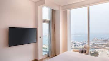 Junior Suite, 1 Bedroom | Peralatan tempat tidur hipoalergenik, busa memori