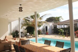 Outdoor pool - 3 Bedroom Villa in Ngaparou (Ngaparou)