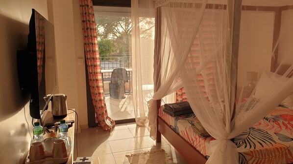 3 bedrooms, travel cot, free WiFi