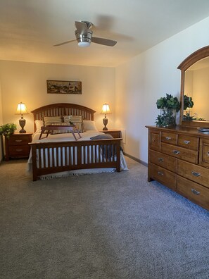 1 makuuhuone, työpöytä, silitysrauta/-lauta, ilmainen Wi-Fi