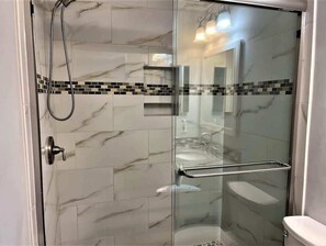 Een douche, een haardroger