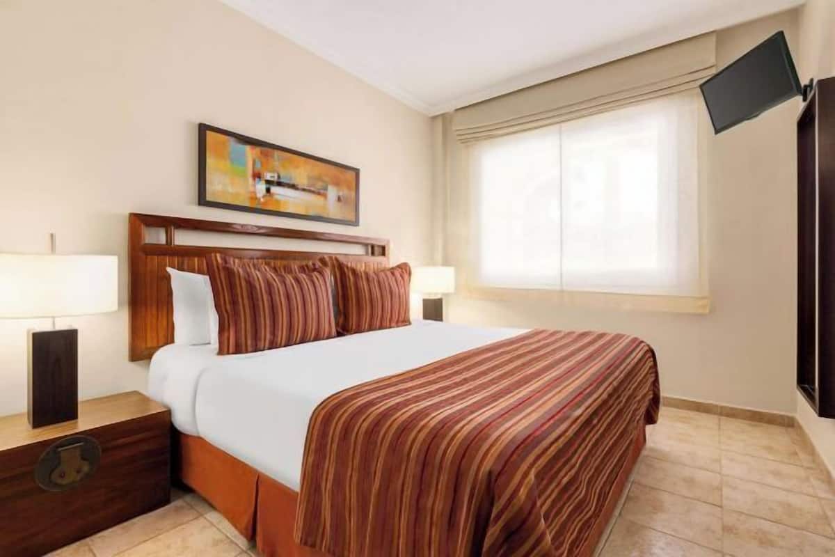 In-room safe, desk, laptop workspace, iron/ironing board