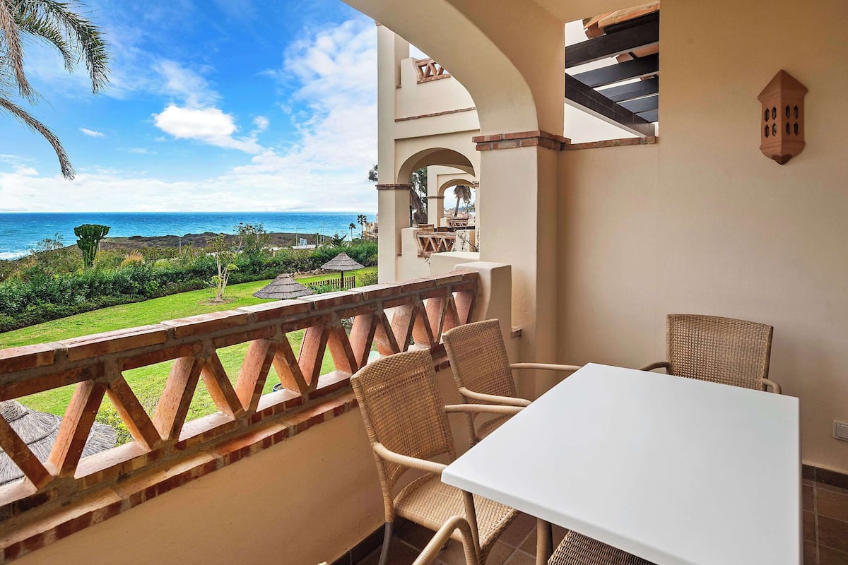 Premium Suite, 1 Bedroom, Sea View (Plus) | 2 bedrooms, in-room safe, individually decorated, desk