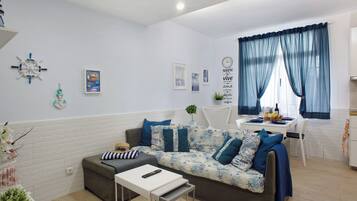 Télévision, lecteur de DVD, chaßne hi-fi