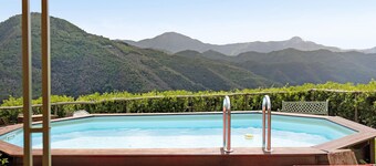 Pet-Friendly "Villa La Casa di Giacomo" with Private Pool, Garden & Wi-Fi