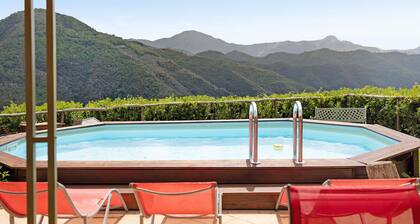Pet-Friendly "Villa La Casa di Giacomo" with Private Pool, Garden & Wi-Fi