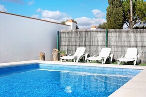 Pool - Holiday Home "Montemar" with Sea View, Pool & Wi-Fi (Conil)