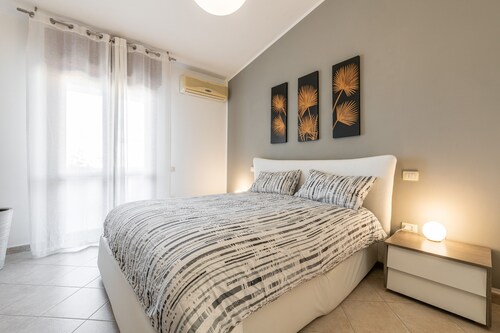 Apartement 'Casa Dudú' with Balcony, A/C & Wi-Fi
