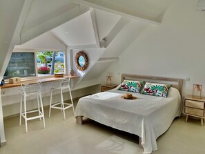3 Schlafzimmer, Zimmersafe, Bügeleisen/Bügelbrett, Reisekinderbett