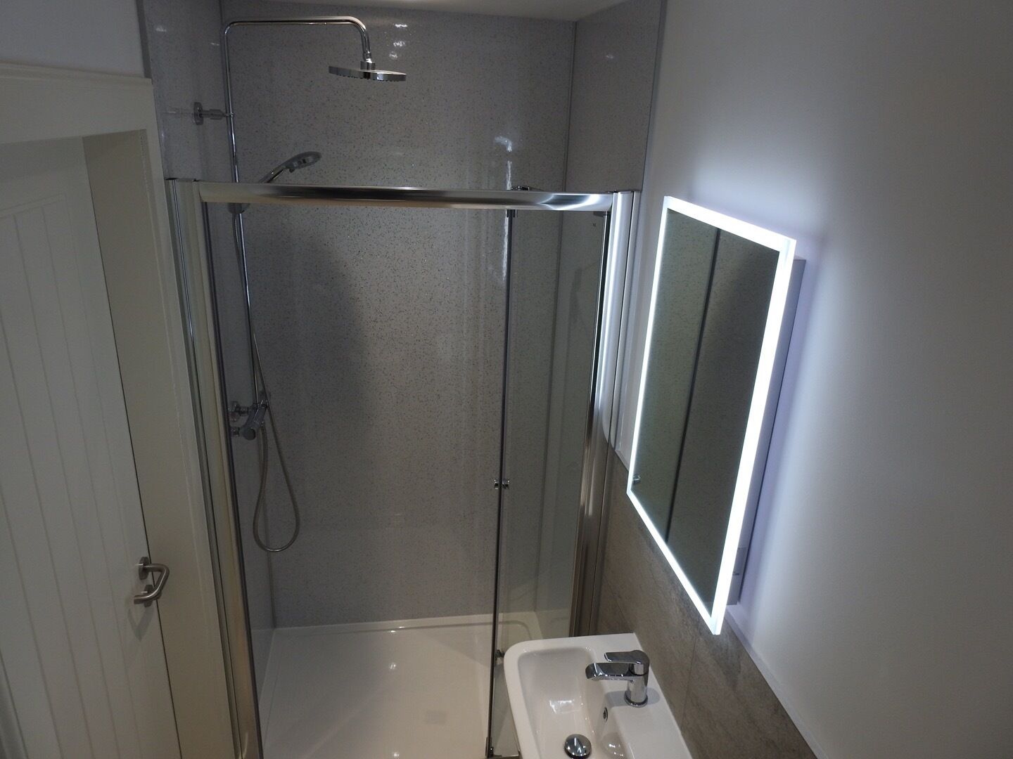 classic double room, accessible, ensuite | bathroom