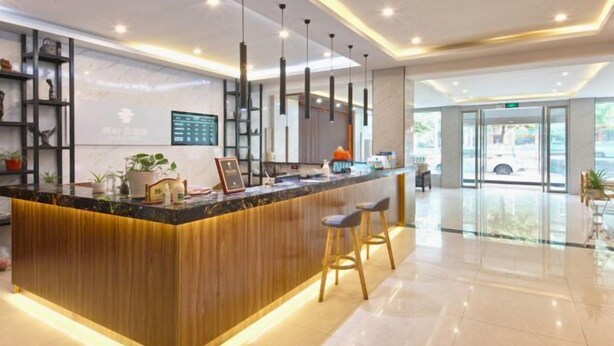 Ảnh chưa phân loại, 1 trong số 105 ảnh, nút