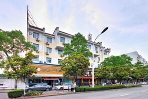 Exterior - Pebble Motel Cloud Hotel (Chaohu Wanda Plaza) (Chaohu)