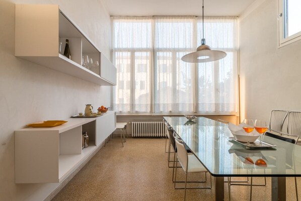 Dining - Red House close to @Accademia Bridge (Venezia)