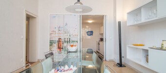 Red House close to @Accademia Bridge