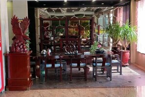 Business center - Aiju chain hotel (Yingkou Xiongyue Railway Station) (Yingkou)