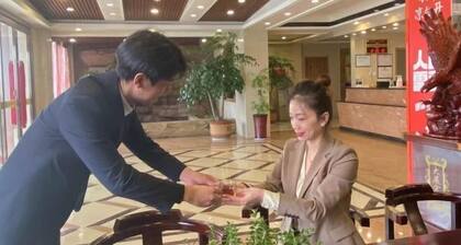 Aiju chain hotel (Yingkou Xiongyue Railway Station)