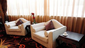 Living room - Wan Li Duo Hotel (Mingshu) (Chengdu)