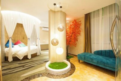 Yuxi Zhuoran Xinzhuang Hotel