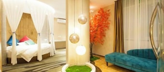 Yuxi Zhuoran Xinzhuang Hotel