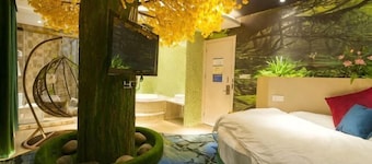 Yuxi Zhuoran Xinzhuang Hotel