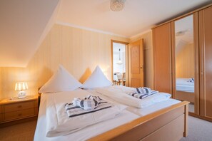 2 makuuhuonetta, Wi-Fi, vuodevaatteet