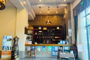 Bar (en el alojamiento)