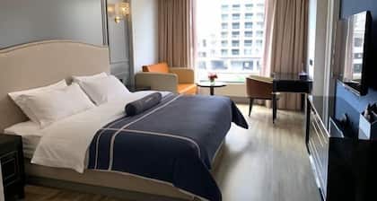 lanyi Hotel