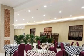 Restaurant - Guyuecun Hotel (Yongde)