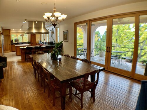 The Big Pink House, a University of Oregon Favorite