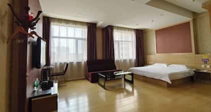 Super 8 Baiyin Jingtai Square Branch