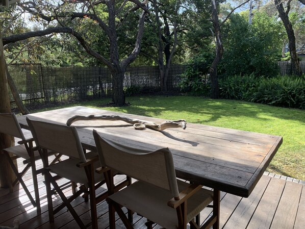 Outdoor dining